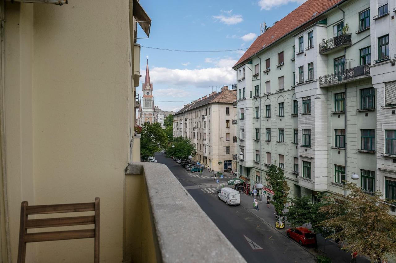 Riverside Balcony Apartment With View To Danube Budapest Extérieur photo