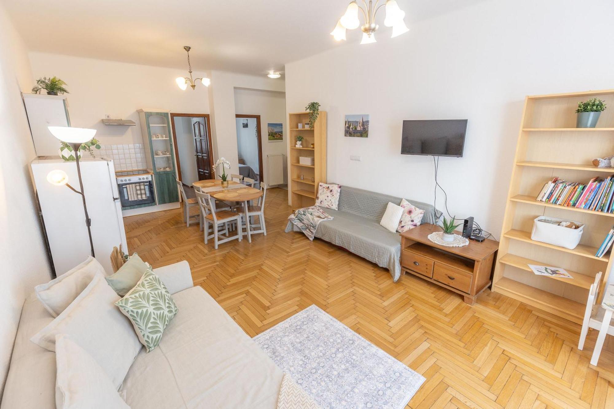 Riverside Balcony Apartment With View To Danube Budapest Extérieur photo